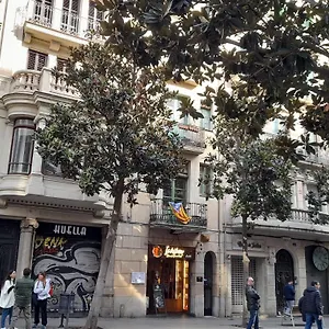 Alojamento de Acomodação e Pequeno-almoço La Casa De Laura Nisia Barcelona